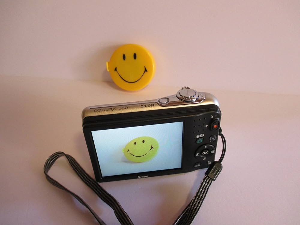 Amazon.co.jp: Nikon デジタルカメラ COOLPIX L30 5倍ズーム 2005万