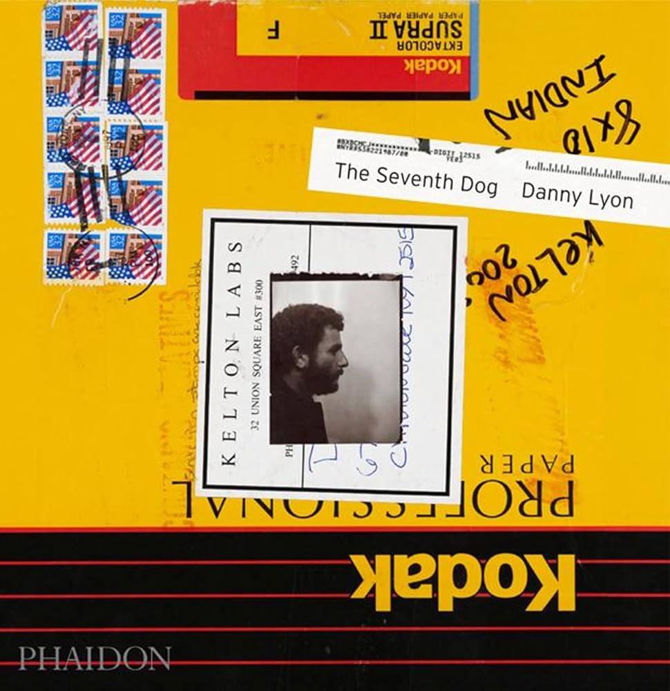 Amazon.com: The Seventh Dog: 9780714848532: Sussman, Elisabeth