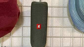 JBL FLIP5 Bluetoothスピーカー IPX7防水/USB Type-C充電/パッシブ