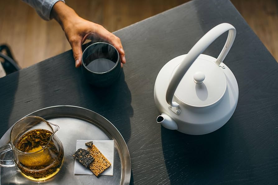 新品未使用】バルミューダ BALMUDA Moon Kettleホワイト バルミューダ