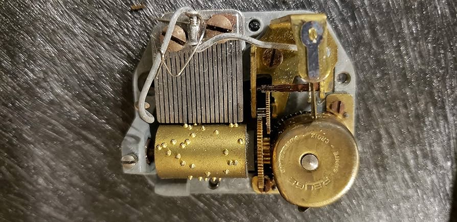 Reuge Music 手巻き音楽ボックス 221s 2237 Reuge Music 手巻き音楽