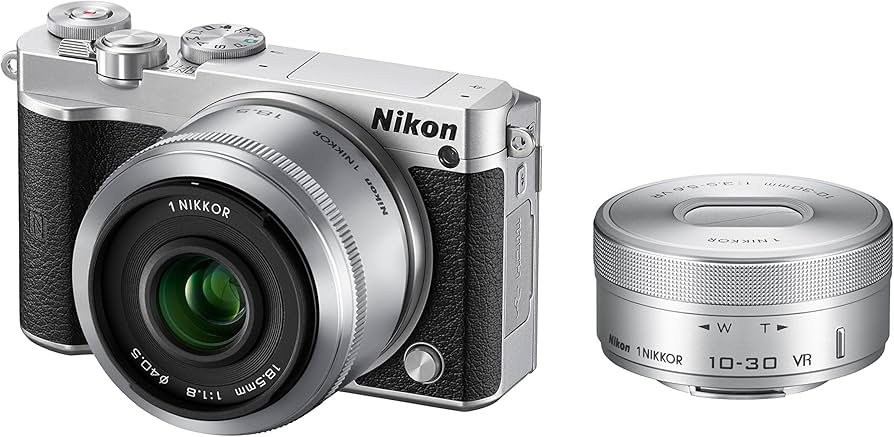 Amazon.com : Nikon Mirror-less SLR Nikon1 J5 Double Lens Kit