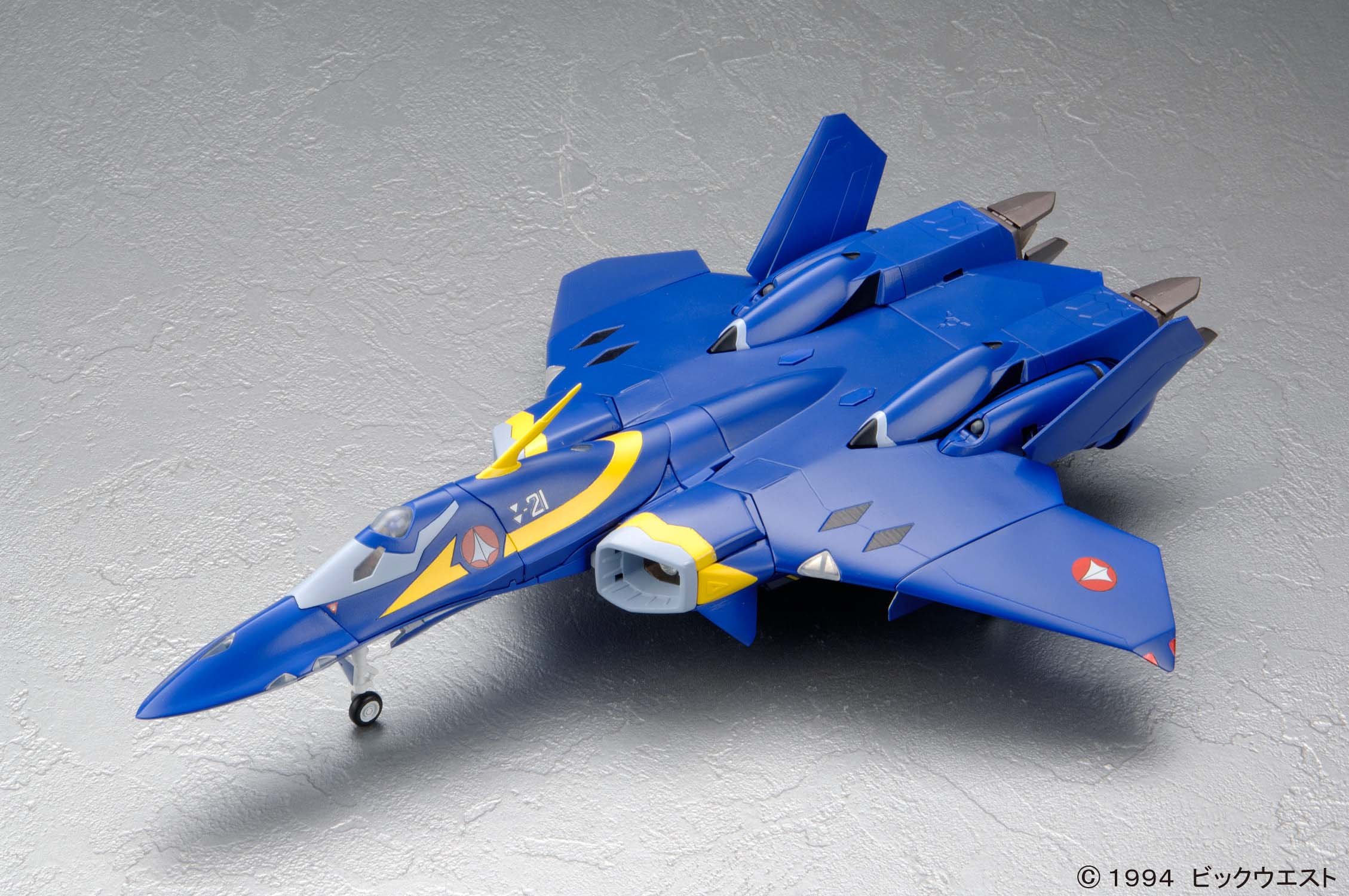 Amazon.co.jp: 1/60 マクロスプラス 完全変形 YF-21 : ホビー