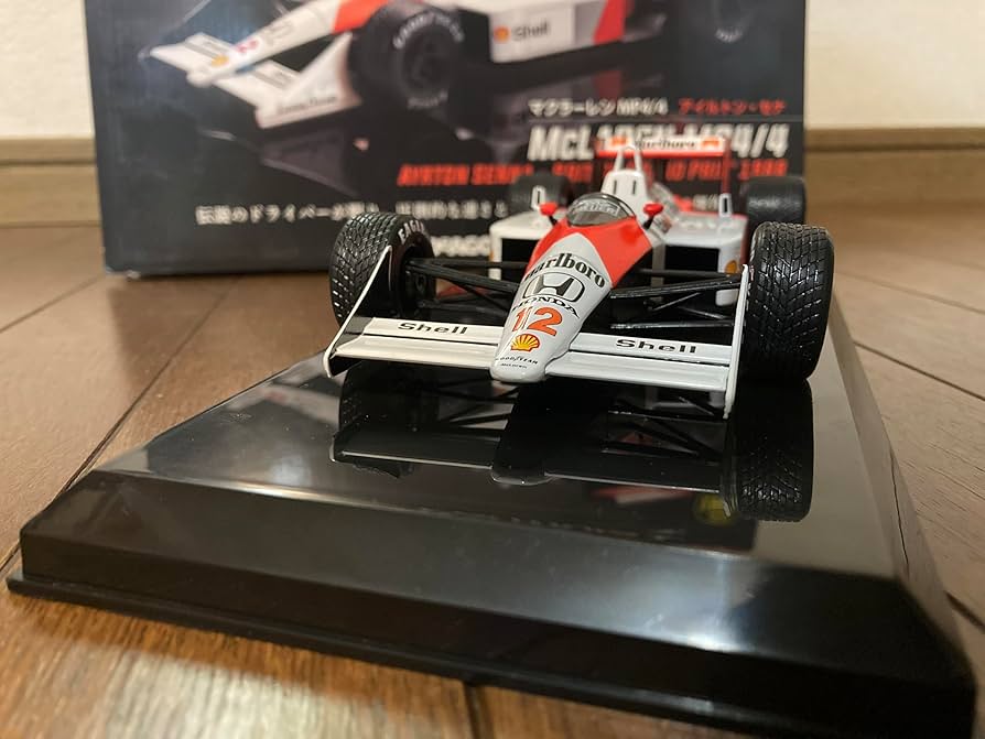 Amazon.co.jp: マルボロ仕様 マクラーレン MP4/4 ビッグスケール F1