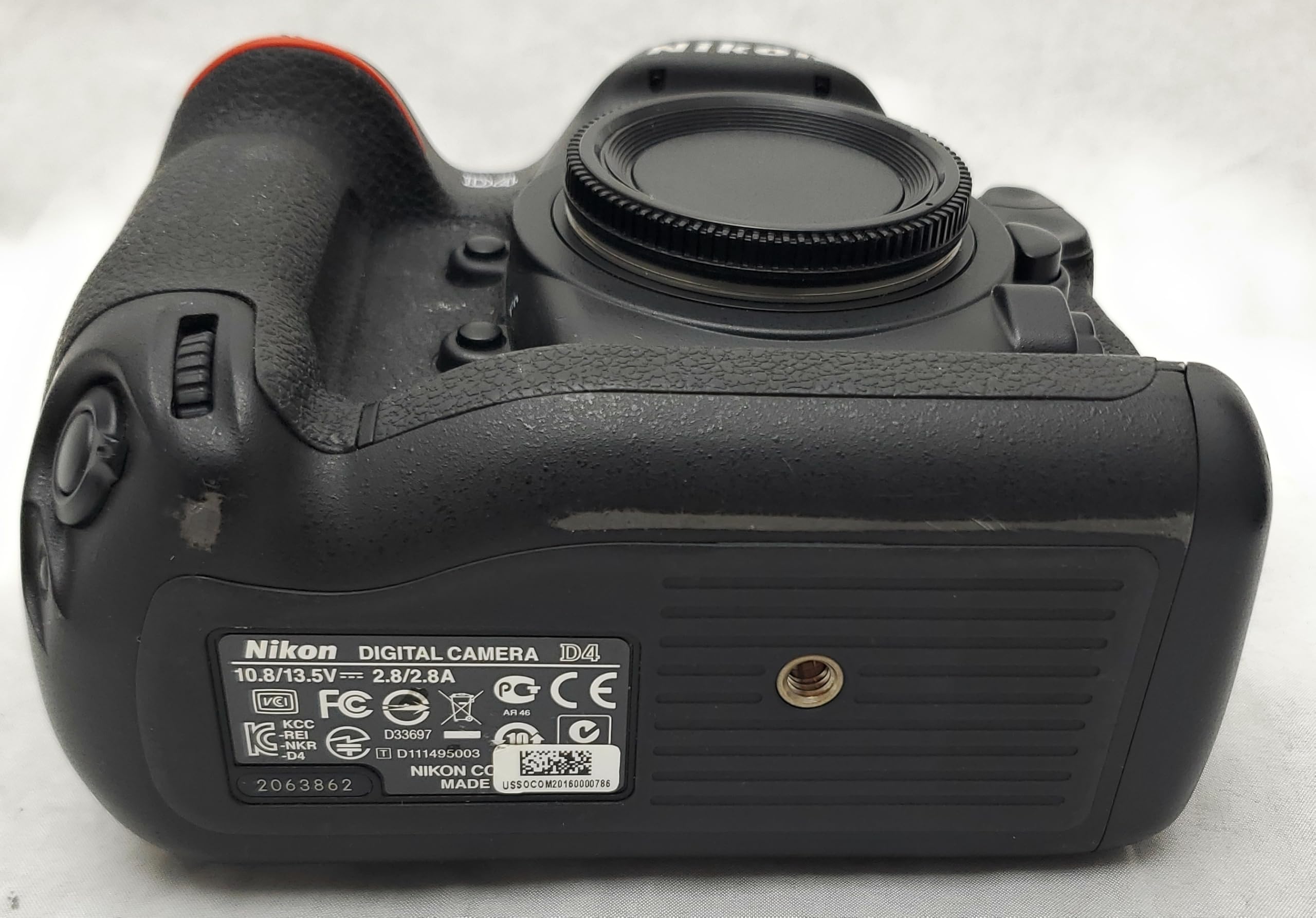 Amazon | NIKON D4 | デジタル一眼レフ 通販