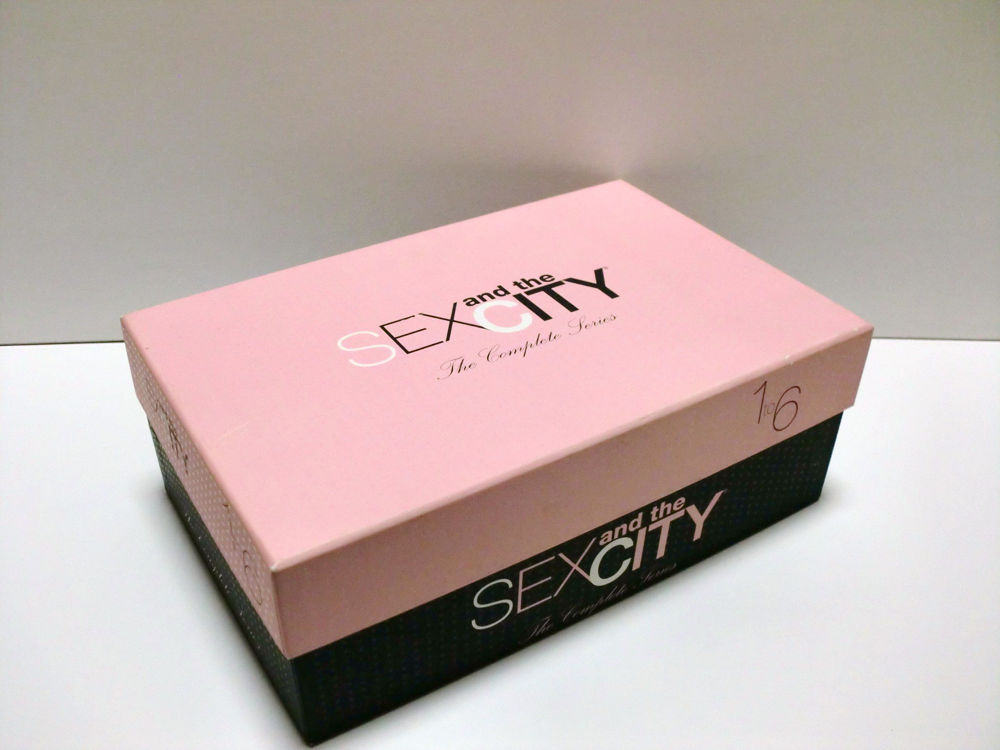 Amazon.co.jp: セックス・アンド・ザ・シティ シューボックス