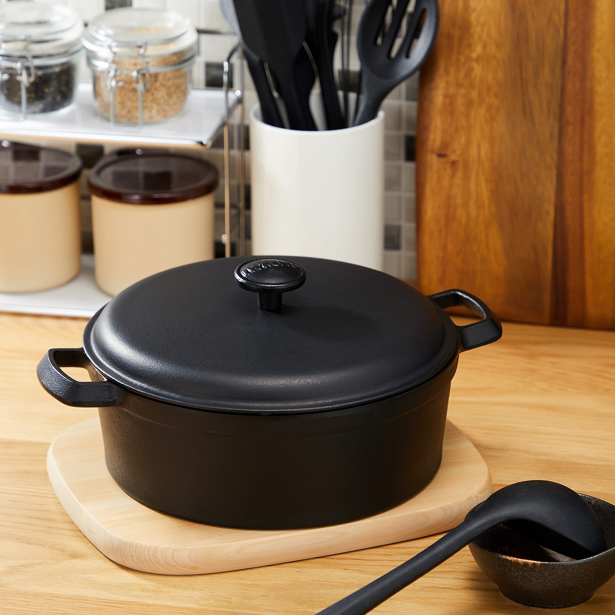 Amazon｜岩鋳 Iwachu ファミリーシチューパン23 黒焼付 内径:23.5cm IH