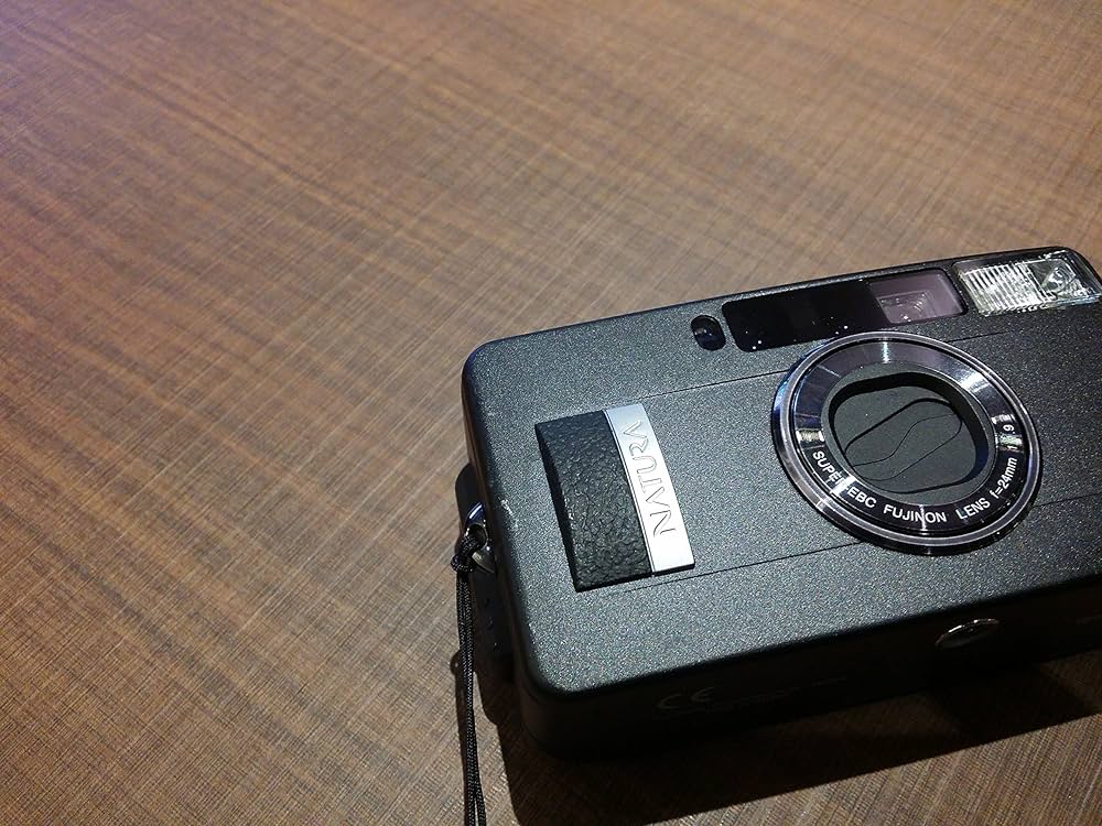 Amazon | FUJIFILM NATURA BLACK F1.9 35mmコンパクトカメラ ブラック