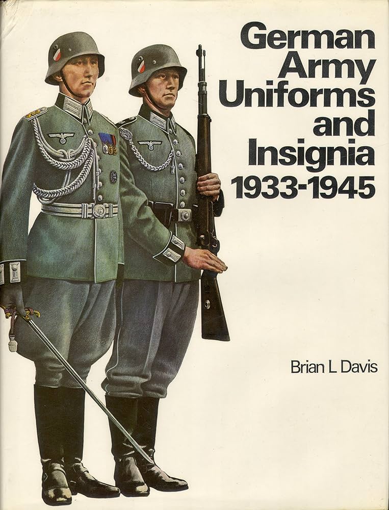 Amazon.co.jp: German Army Uniforms and Insignia 1933-1945 : 本