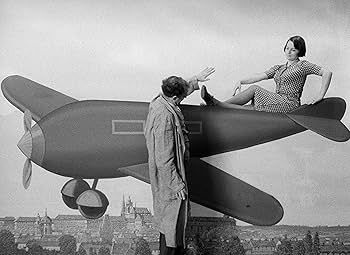 Amazon.co.jp: イジ―・メンツェル傑作選 ブルーレイボックス(収録