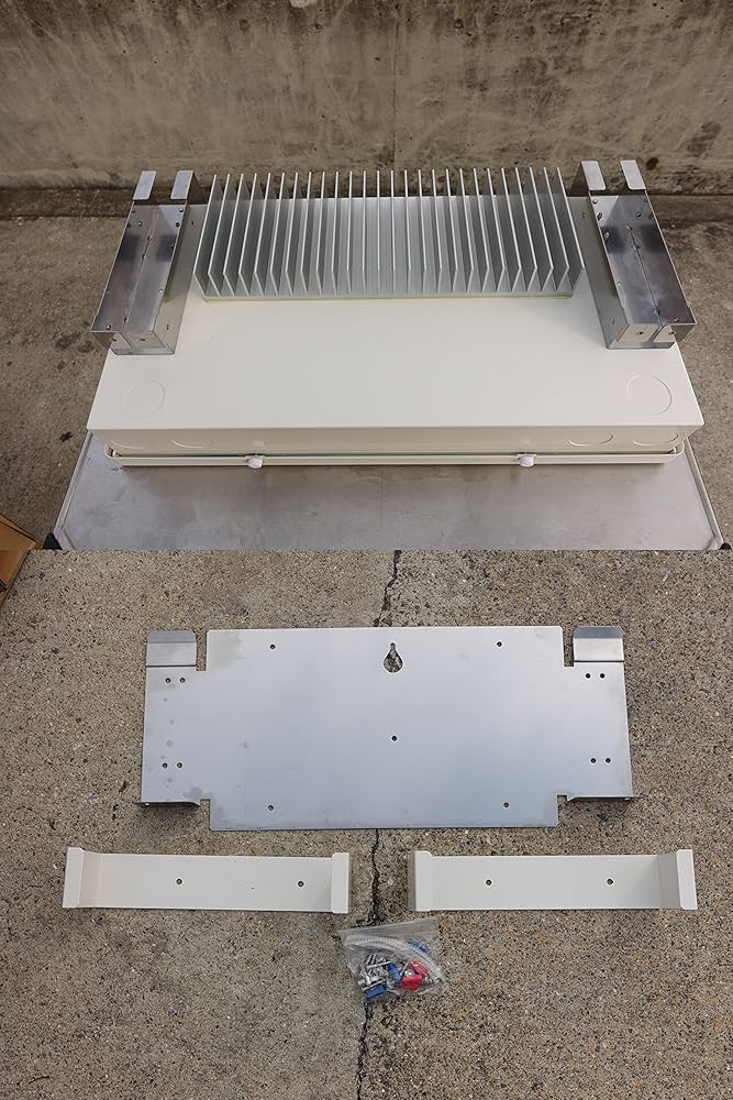 Amazon | パナソニック(Panasonic) 昇圧回路付接続箱 標準2回路昇圧1