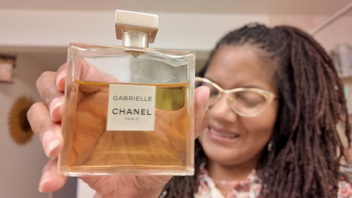 Amazon.com : CHANEL Gabrielle Essence Eau de Parfum Perfume 0.05