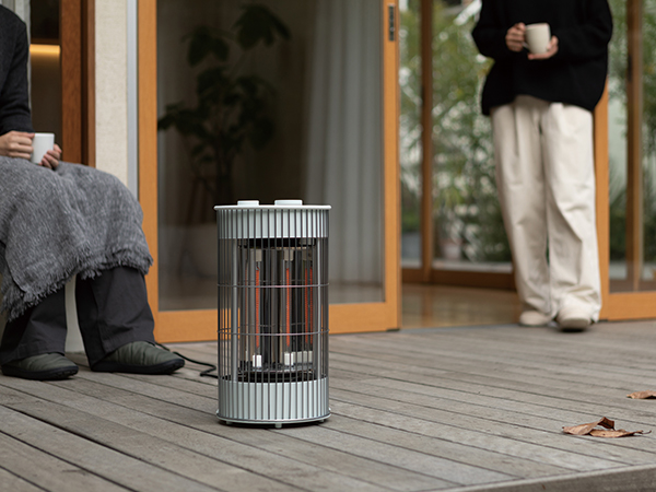 Amazon | 【屋外で使える遠赤外線ヒーター】±0 プラスマイナスゼロ