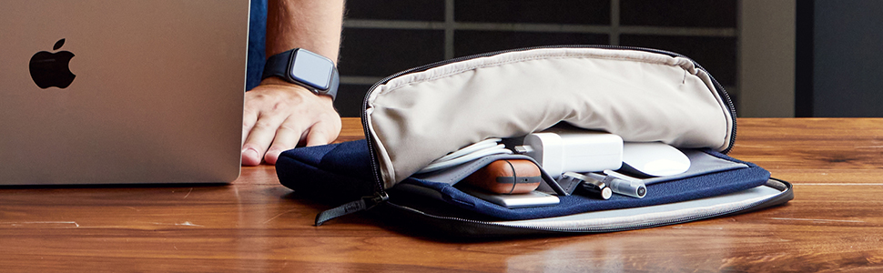 Amazon.com: Bellroy Laptop Caddy (16” Laptop Cover) - Black