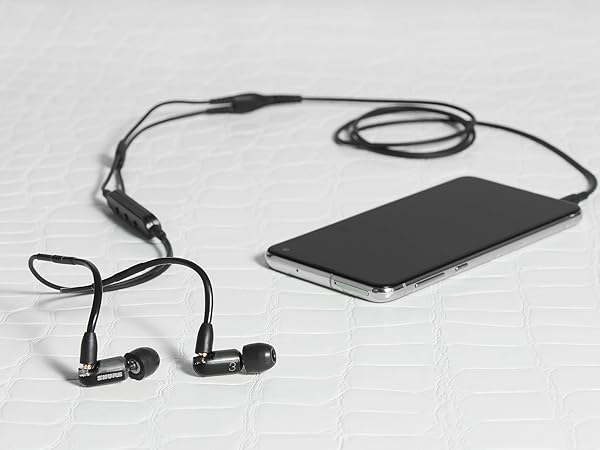 Amazon.com: Shure AONIC 3 Wired Sound Isolating Earbuds, Clear