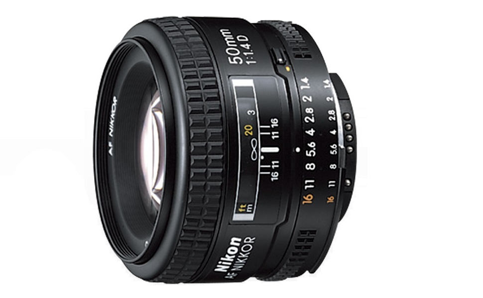 Amazon.co.jp: Nikon 単焦点レンズ Ai AF Nikkor 50mm F1.8D フル