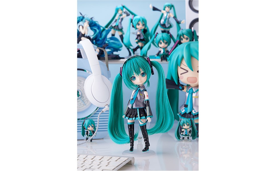 Amazon.co.jp: キャラクター ボーカル シリーズ01 初音ミク Harmonia