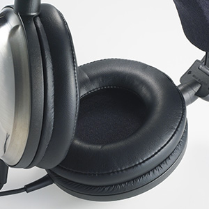 Amazon.co.jp: オーディオテクニカ ATH-A2000Z ヘッドホン 有線 密閉型