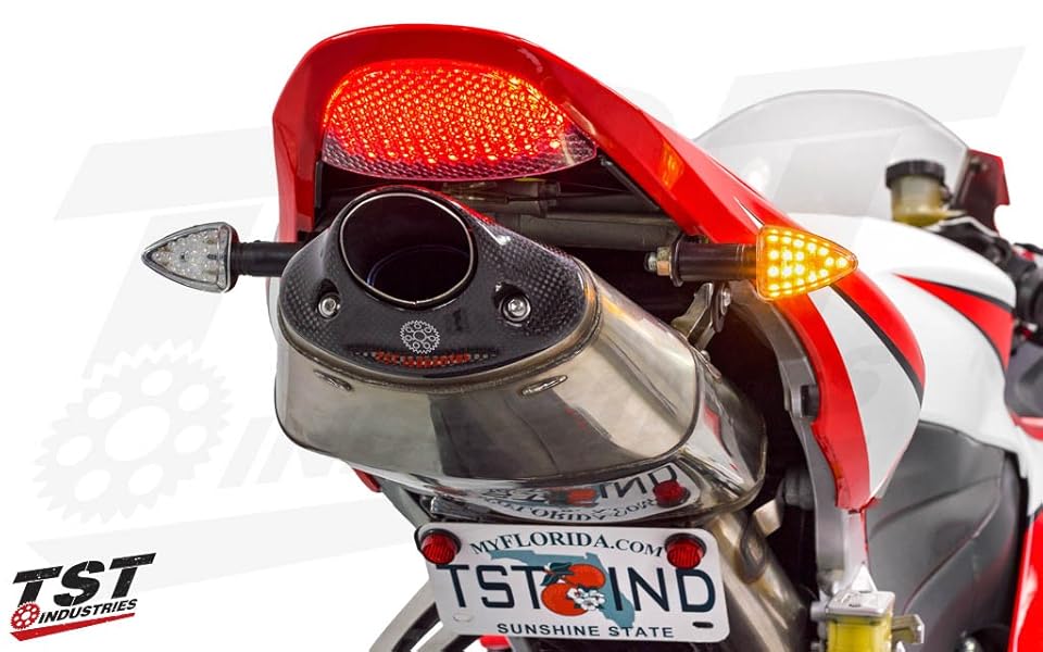 Amazon | TST CBR600RR (03-19) / CBR1000RR (04-07)用 LEDリア