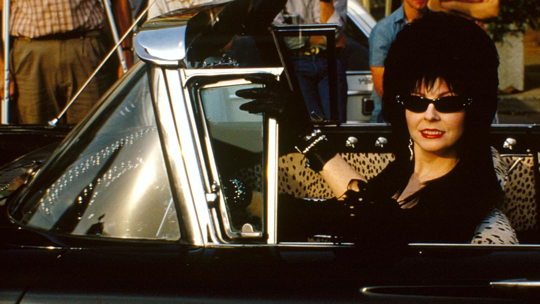 Prime Video: Elvira: Mistress of the Dark