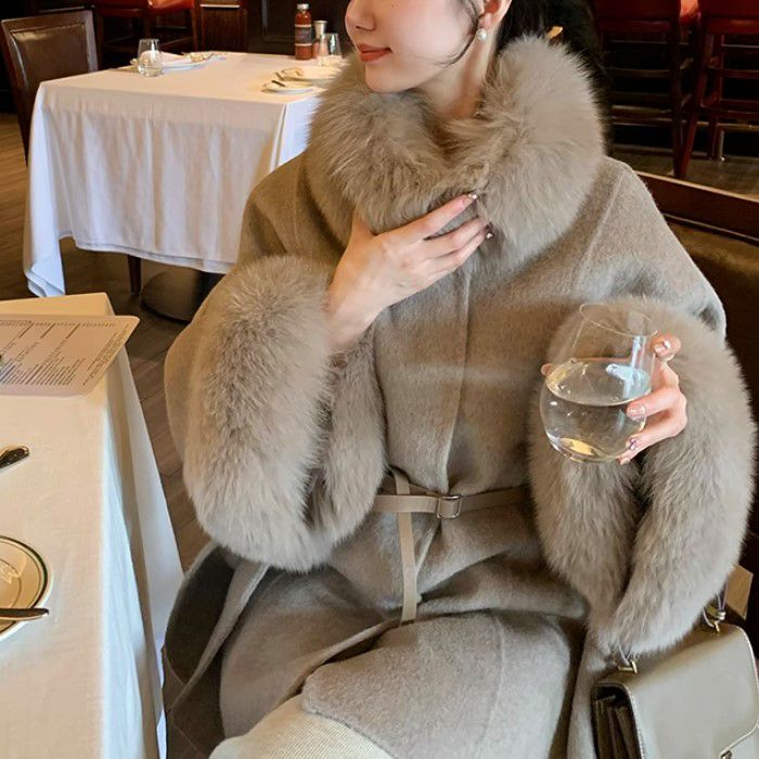 一部即納 3color ケープ フォックスファー ウールコート | LiLiRena