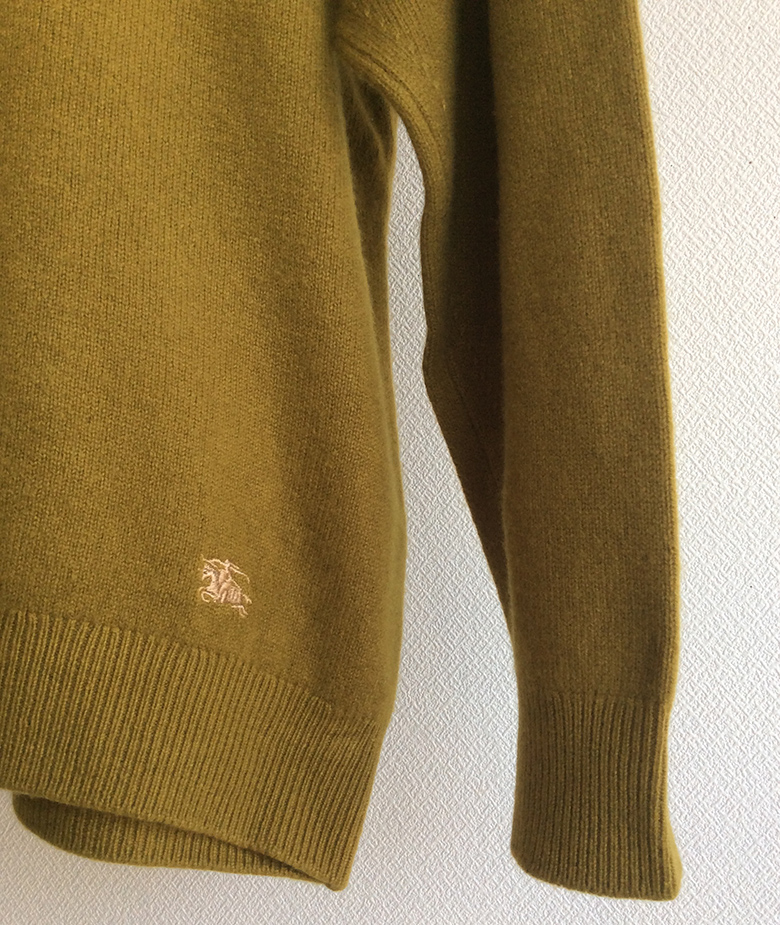 バーバリーのヴィンテージカシミアセーター 1970-1980's British