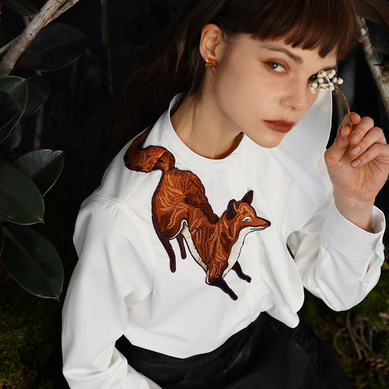 狐の刺繍アシンメトリーブラウス – ManusMachina