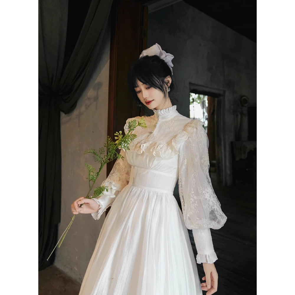 宮廷の花の刺繍ヴィクトリアンワンピース – ManusMachina