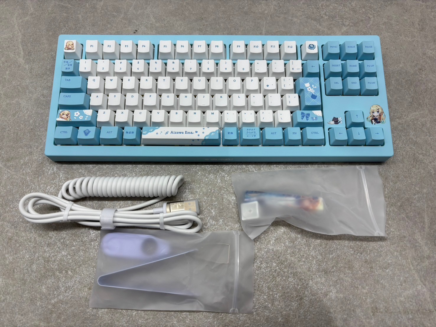 アイドル】ぶいすぽっ！藍沢エマ ゲーミングキーボード入荷です