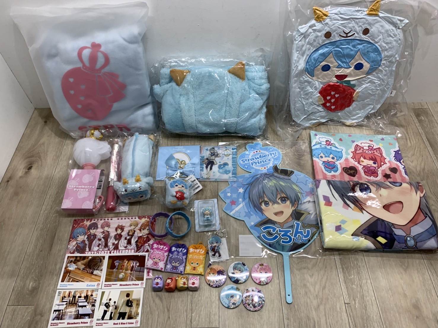 アイドル】☆すとぷりグッズ多数お売りいただきました！☆ - 万代書店