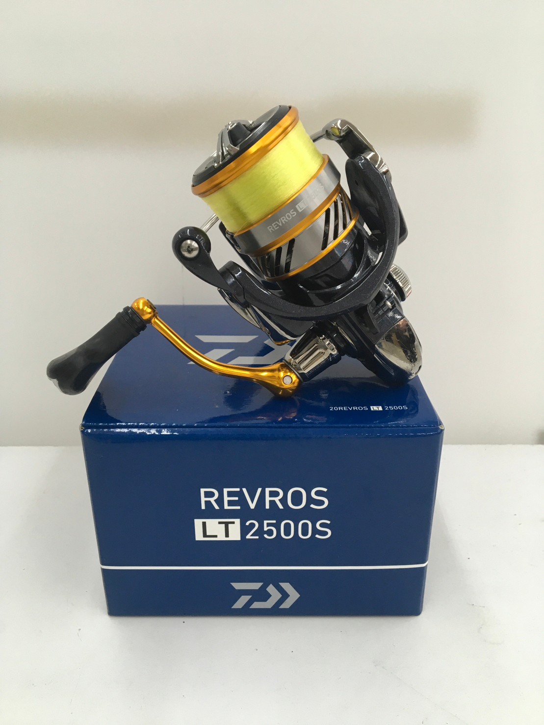 □釣具買い取りました！◇ダイワ レブロス LT2000S□ - マンガ倉庫 古賀店