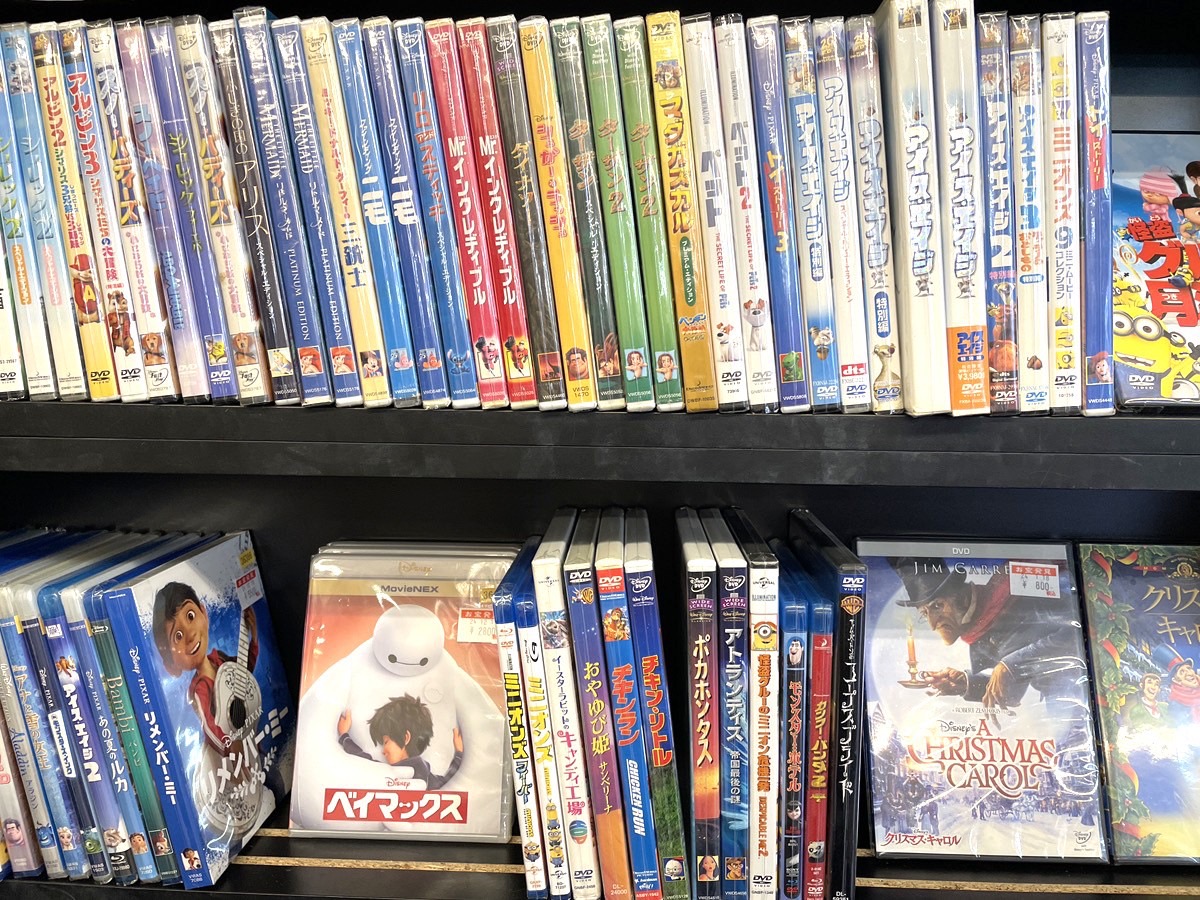 CD・DVDコーナーからのお知らせ ディズニー作品のDVD・Blu-ray販売中