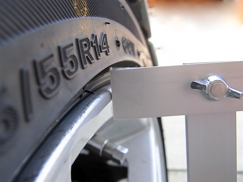 アライメント ゲージ F5 で キャンバー 測定編 -その①- | ミニカー