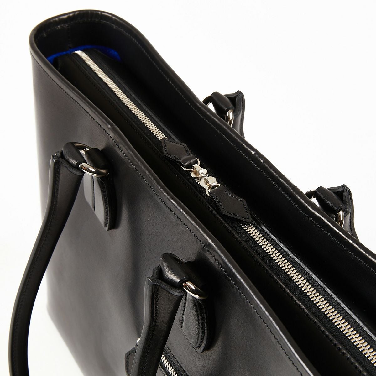 000000000004-09.jpg?size=l&w=