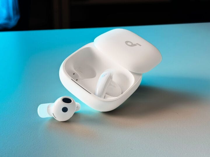 Liberty Budsレビュー。耳穴にかけるだけ、でもノイキャンイヤフォン