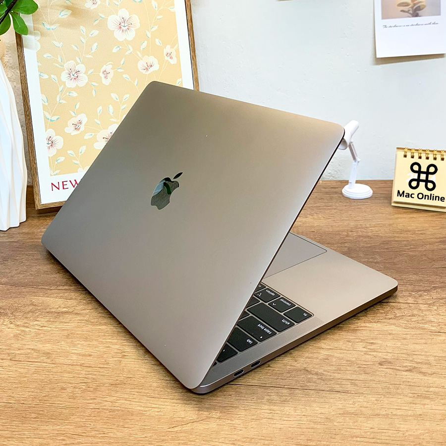 Macbook Pro 2020 99% Ram 16GB, SSD 512GB Chính Hãng, Giá Rẻ