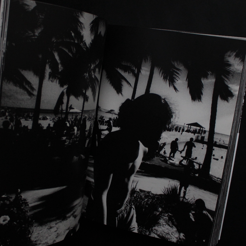 ハワイ / Hawaii（Signed） - 森山 大道 / Daido Moriyama