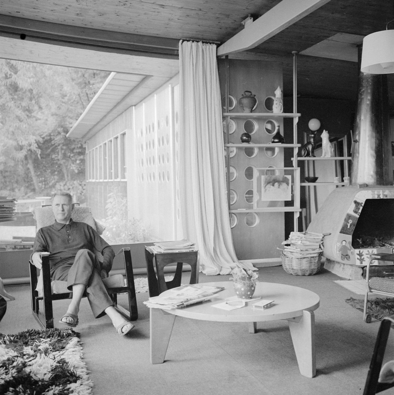 ジャン・プルーヴェの窓 #2──プルーヴェ自邸の窓 - 窓研究所 WINDOW