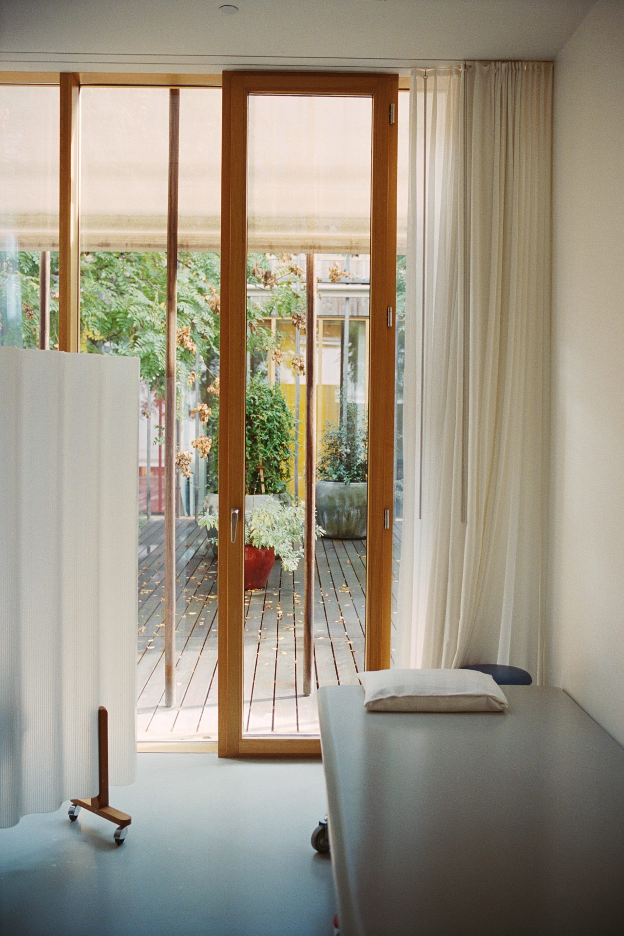 ヘルツォーク＆ド・ムーロン - 窓研究所 WINDOW RESEARCH INSTITUTE