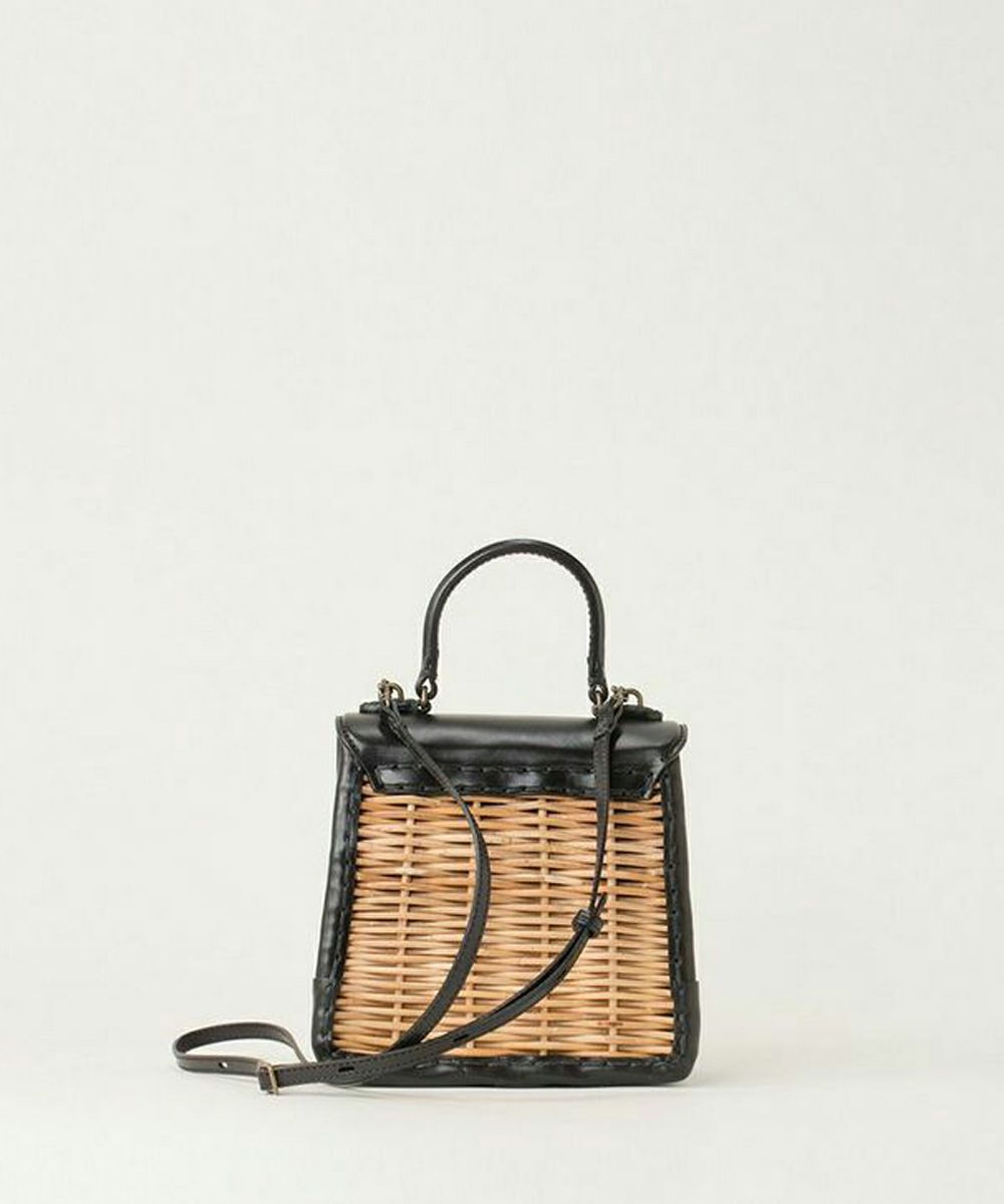 ebagos 【26SS 予約】3月下旬～4月初旬頃入荷予定カーフ・ハンドバッグ