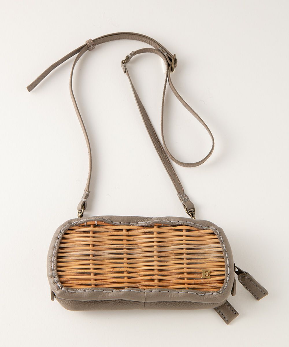 ebagos エバゴス 牛革ソフトショルダーベルト付き籐付き長財布 BLACK