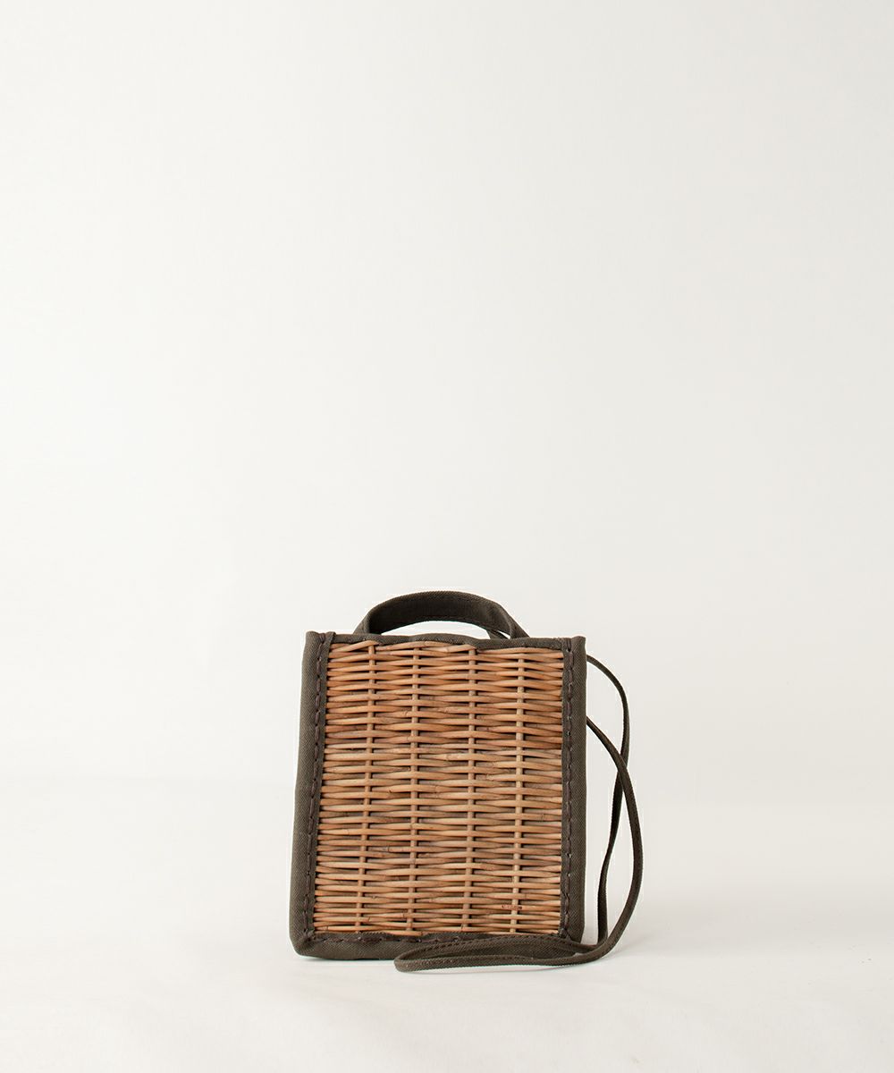 000000023390-01-m.jpg?t=