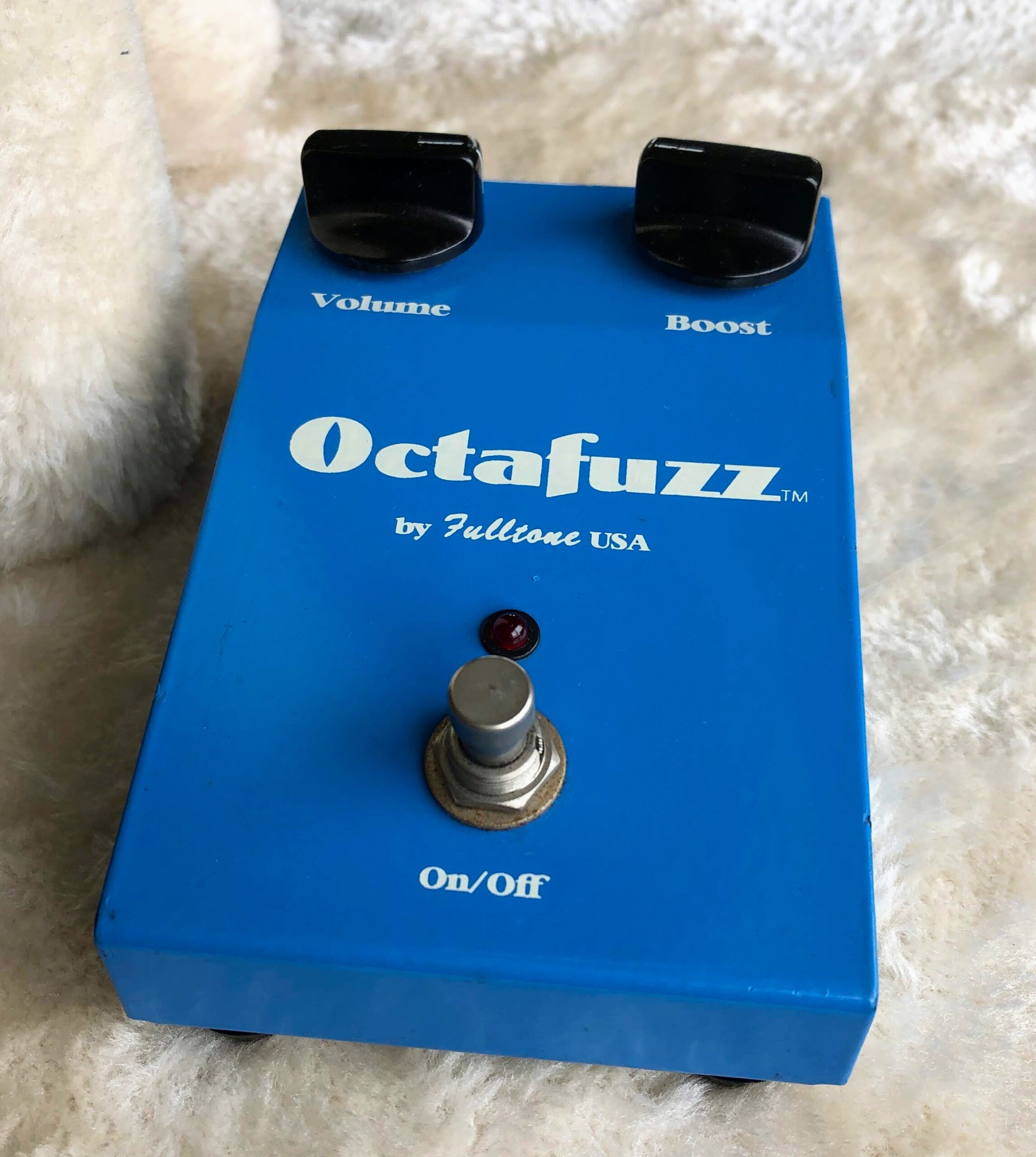 Fulltone Octafuzz レビュー｜オクターブファズの仕組み・使い方