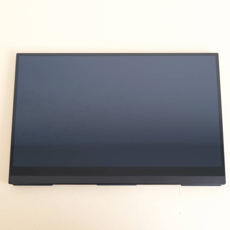 Sculptorレビュー】世界最薄・超軽量の4K HDR対応14インチモバイル