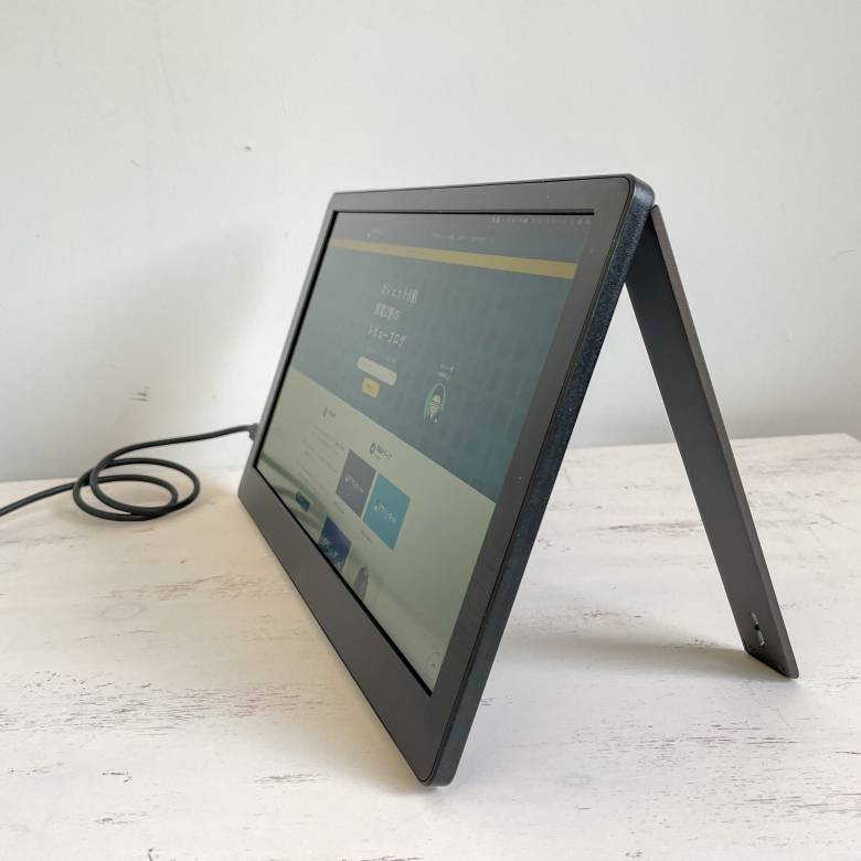 IODATA LCD-CF131XDB-Mレビュー】携帯性にすぐれるフルHD対応13.3型