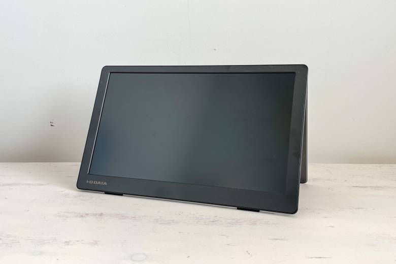 IODATA LCD-CF131XDB-Mレビュー】携帯性にすぐれるフルHD対応13.3型