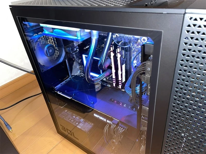 HP OMEN 30L Desktop レビュー】圧倒的な外観とスペックを揃えた本格派