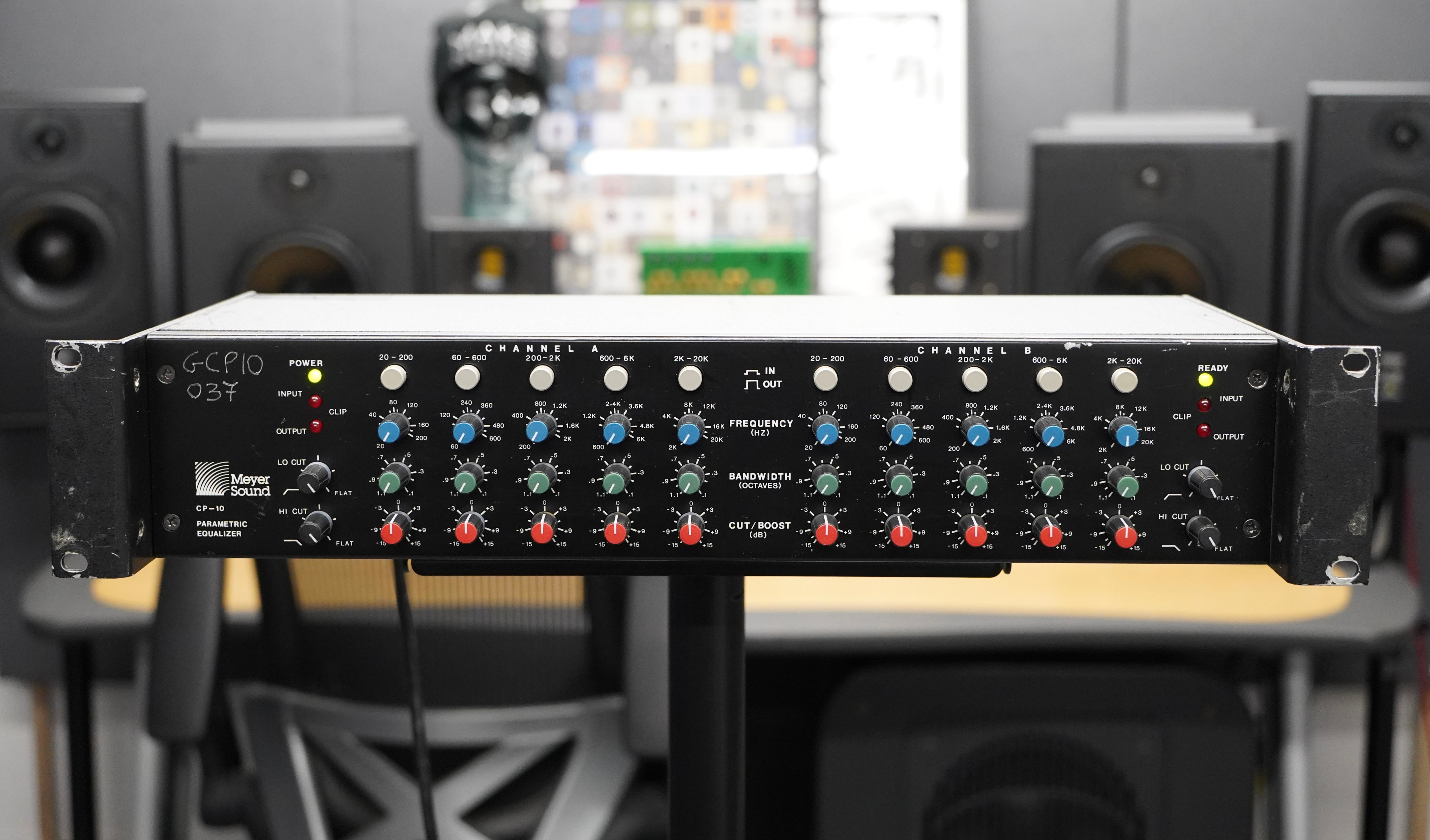 Meyer Sound CP-10 Parametric Equalizer – Make Noise Pro Audio