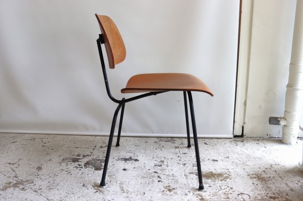 ハーマンミラー社製イームズDCM | イームズチェア | パーム