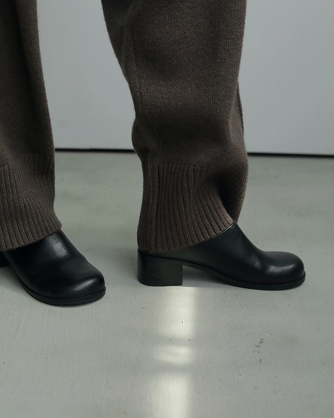 追加生産決定】【予約商品】anuke アンヌーク Ecoleather Heel Slip